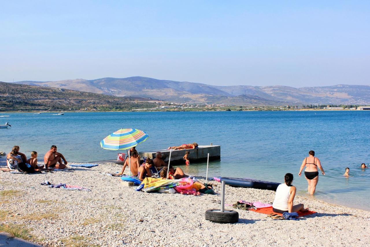 טרוגיר Apartments By The Sea Arbanija, Ciovo - 17332 מראה חיצוני תמונה