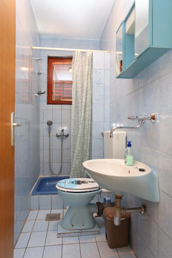 טרוגיר Apartments By The Sea Arbanija, Ciovo - 17332 מראה חיצוני תמונה