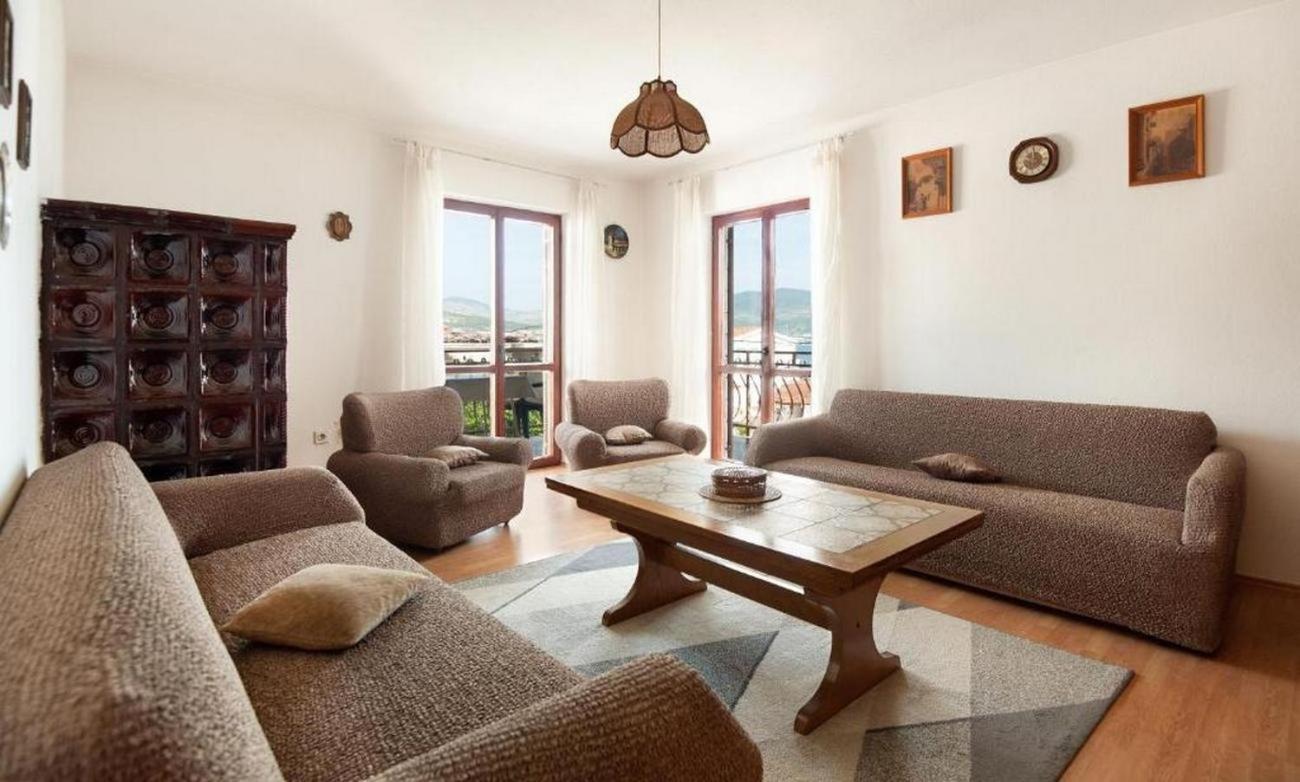 טרוגיר Apartments By The Sea Arbanija, Ciovo - 17332 מראה חיצוני תמונה